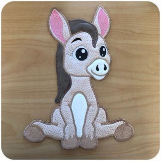 Large Applique Horse 2
