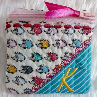 How to make Free In the hoop Lined 4x4 Bag