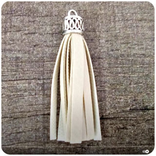 How to make a vinyl tassel
