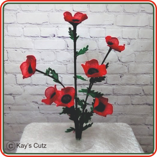 3D Free Standing Lace Poppy Centrepiece - 600