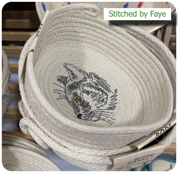 Free Cat by Faye 2511