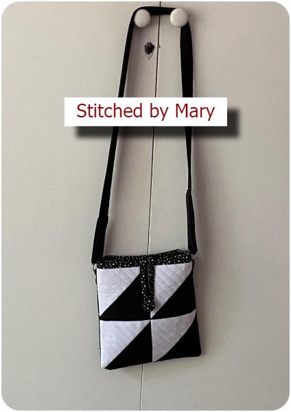 Free Half Square Triangle Bag by Mary