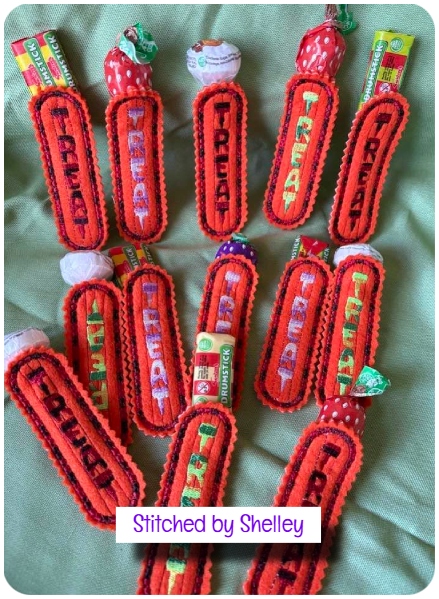 Free Lollipop Holders by Shelley