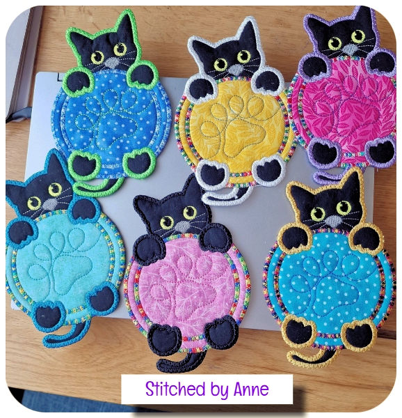 Free Peeking Cat Coasters by Anne