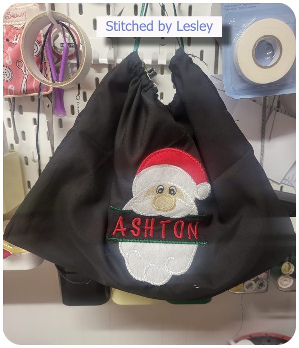 Free Split Santa draw string bag by Lesley