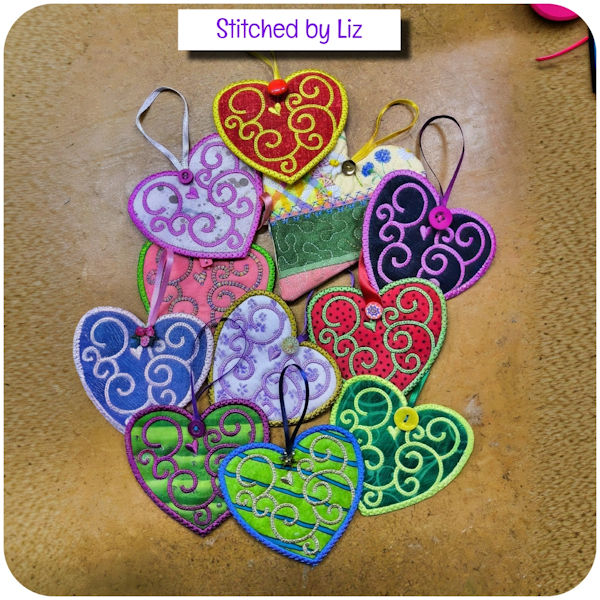 Free Swirly heart by Liz - 600