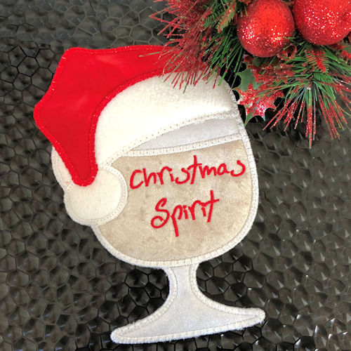 Free In the hoop Christmas Wine Glass