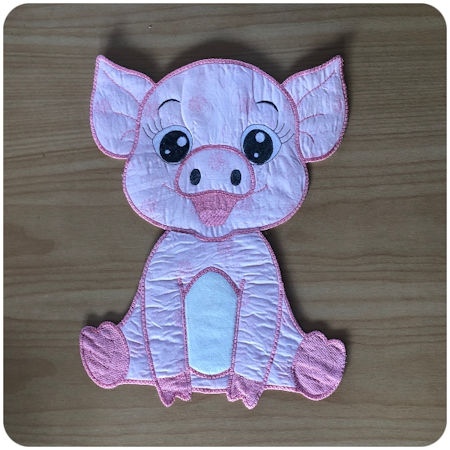 Large Applique Pig 2 by Kreative Kiwi - 450