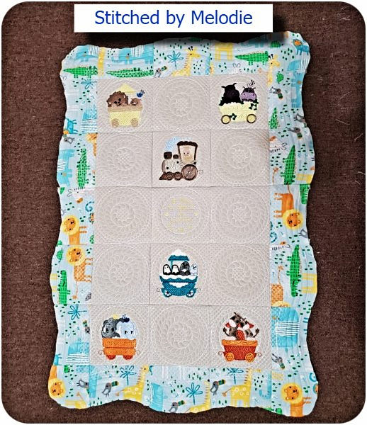 Noahs Ark with scalloped edge quilt by Melodie