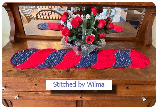 Swirly Table Runner by Wilma 0404 2