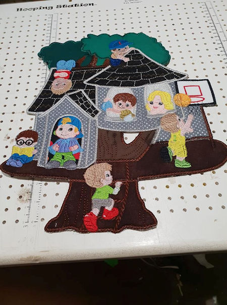 Applique Boy Treehouse