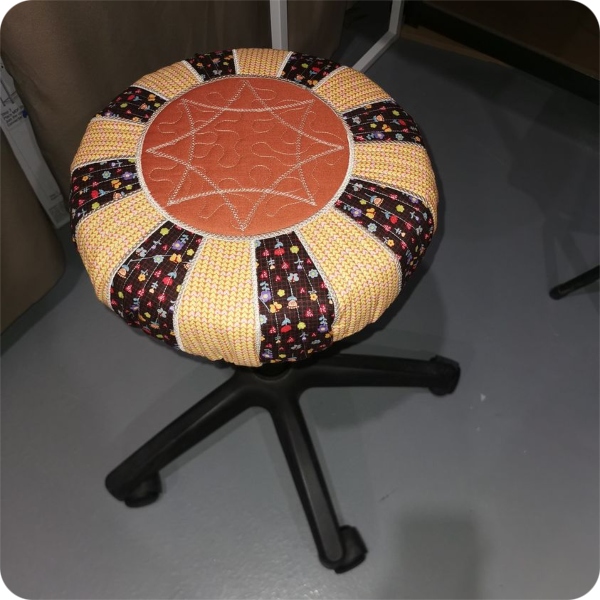 Slyvia McKinnon - cool iidea - removeable stool cover