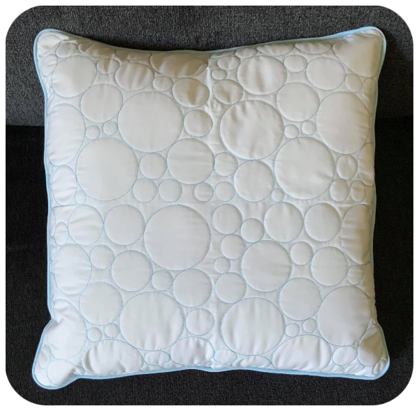 Ruth - Circle Quilting pillow