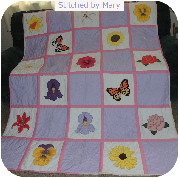 Mary - Quilt with Large Appliques - 600