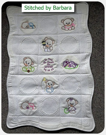 Tiny Teddies and scallop edge Quilt by Barbara - 450