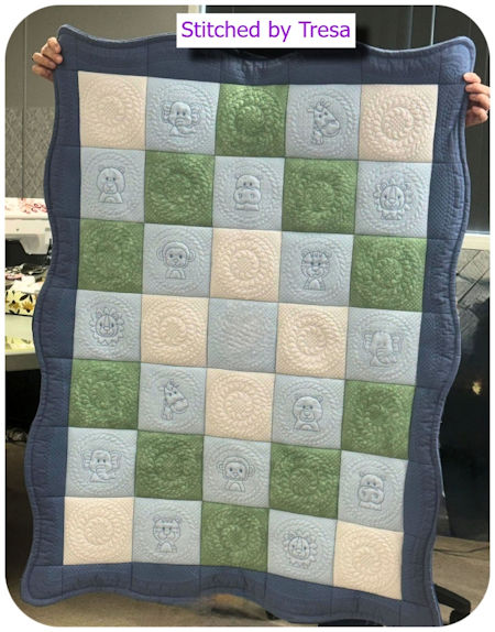 Scallop Edge Baby Quilt by Tresa - 450