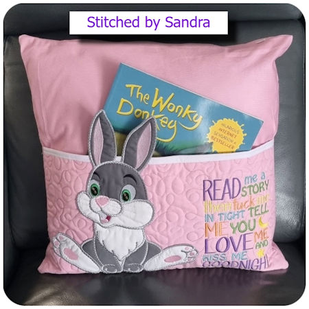 Dylan Reading Pillow by Sandra - 450