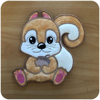 Large Applique Squirrel