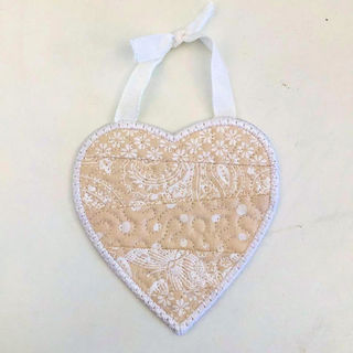 How to make In the hoop Scrappy Heart Coaster